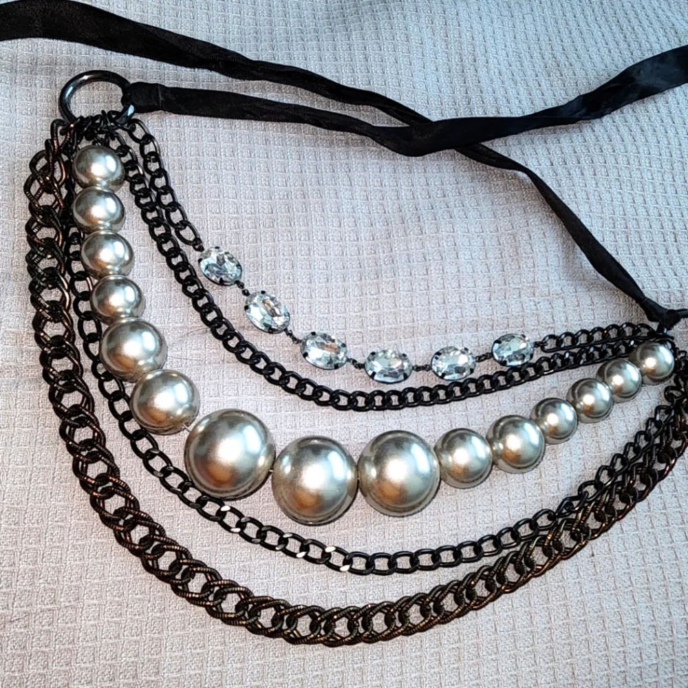 Multilayer Ribbon tie Necklace - Picture 1 of 3